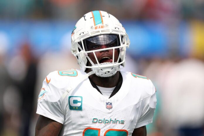 Tyreek-Hill-10-of-the-Miami-Dolphins-e1694729731191.jpg