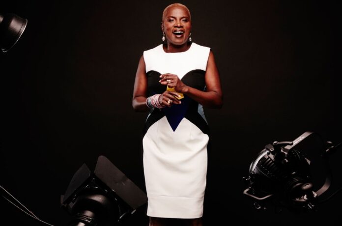 angelique-kidjo-2019-cr-Laurent-Seroussi-billboard-1548.jpg