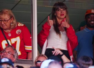 “Ketchup and seemingly ranch” and the incredible economic power of Taylor Swift