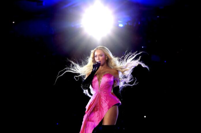 beyonce-tour-los-angeles-sept-1-2023-billboard-1548.jpg