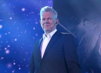 David Foster to Host and Perform at 2023 Carousel Ball