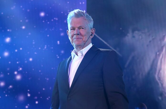 david-foster-2022-billboard-1548.jpg