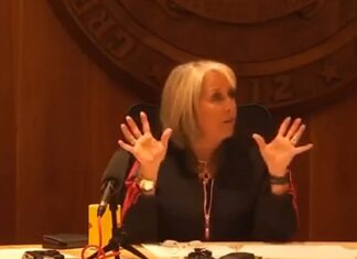 New Mexico Governor Defends Suspending Carrying Guns in Albuquerque