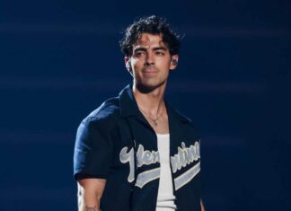 Joe Jonas Appears to Address Sophie Turner Divorce at Dodger Stadium Concert: ‘It’s Been a Tough Week’