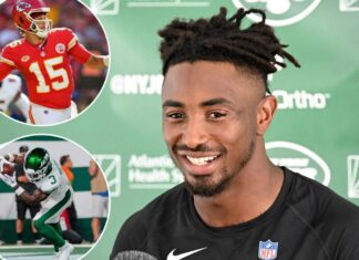 Jordan Whitehead wants an interception against Patrick Mahomes
