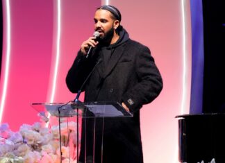Drake Paid Tribute to Takeoff, Told Newlyweds He’d Fly Them to Honeymoon They Skipped to See Him