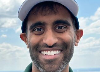 How a Ticket Reselling Side Hustle Brings in $30K a Month