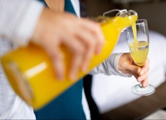 California Restaurant Charging Drunk Patrons $50 ‘Vomit Fee’