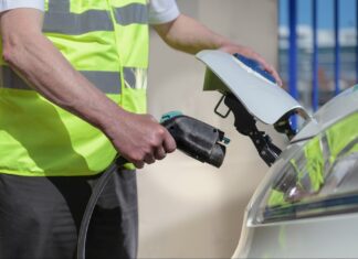 Amazon Expands Eco-friendly Electric Vehicle Fleet