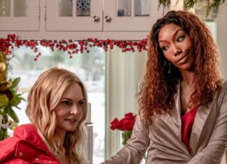 Brandy Has One BIG HATER In ‘Best. Christmas. Ever!’ Trailer