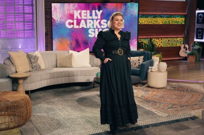 2023-The-Kelly-Clarkson-Show-billboard-1548.jpg