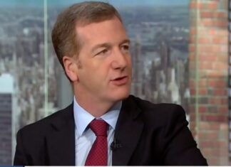 S&P 500 to Fall 8%, Morgan Stanley’s Mike Wilson Says