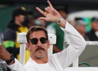 Aaron Rodgers eyeing miracle return if Jets remain in playoff hunt