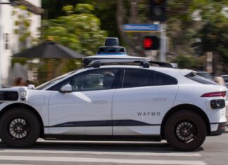 Feds add nine more incidents to Waymo robotaxi investigation