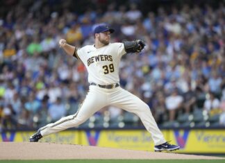 FanDuel Promo Code scores $200 bonus bets for D-Backs-Brewers, any game