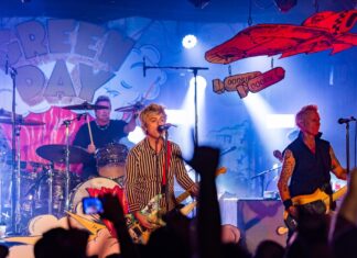 Inside Green Day’s Las Vegas Club Gig Saluting 30 Years of ‘Dookie’: Best Moments