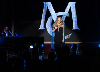 Mariah Carey Surprises Fans at Carbone Beach Qatar – Hollywood Life