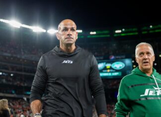 Robert Saleh address call, ‘bizarre’ final drive in Jets’ loss