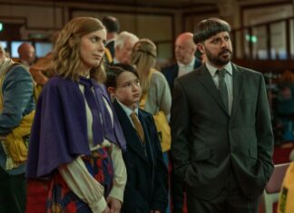 ‘Everyone Else Burns’ in new CW comedy