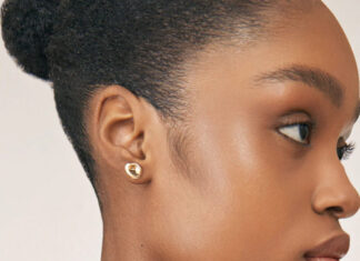 How to Rescue (Or Hide) Droopy Earlobes