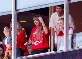 Taylor Swift Attends Kansas City Chiefs Game in Trendy Platform Loafers: Shop Similar Styles