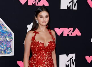 Selena Gomez Just Had the Most Relatable Wardrobe Malfunction