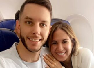 This Love Is Blind Season 5 Couple Got Engaged Off Camera