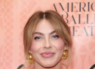 Julianne Hough Joins DWTS Tour and the Details Are On Pointe