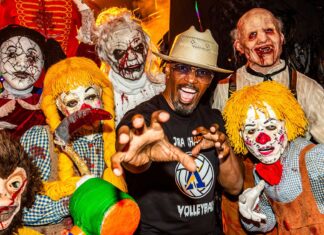 Jamie Foxx Hits Universal Studios' Halloween Horror Nights