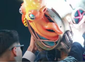 ‘The Masked Singer’ Reveals TV ‘Supervillain’ Behind Diver
