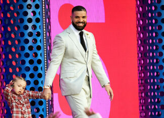 Drake’s Son Adonis Appears in His New ‘8AM in Charlotte’ Music Video – Hollywood Life