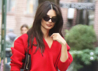 Emily Ratajkowski Sizzles in Plunging Red Mini Dress in NYC: Photos – Hollywood Life