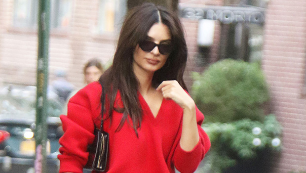 emily-ratajkowski-red-mini-dress-Ftr.jpg