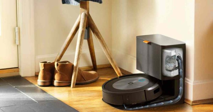 iRobot-Roomba-j7-plus-7550-robot-vacuum.jpg