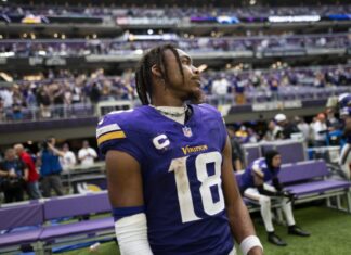 Vikings vs. Panthers, Jaguars vs. Falcons picks: NFL Week 4