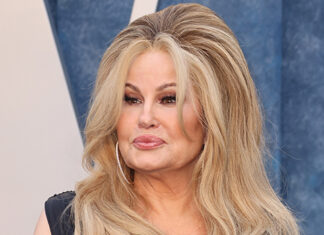 Jennifer Coolidge’s Favorite $8 Drugstore Face Primer – Hollywood Life