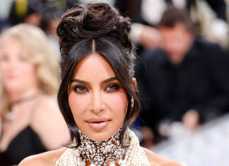 Kim Kardashian Wows in Micro Crystal Gucci Bikini: Photos – Hollywood Life