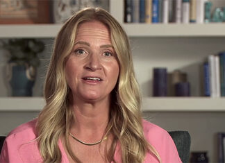 Sister Wives’ Christine and Janelle Brown Say Kody Is a ‘Monogamist’ – Hollywood Life