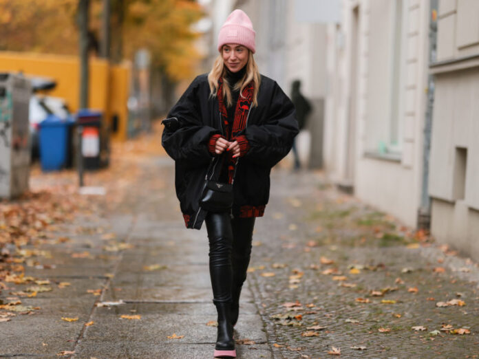 leather-leggings_Feature-1-800x600.jpg