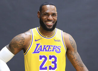 LeBron James Screams Over Being the Oldest Player in the NBA – Hollywood Life