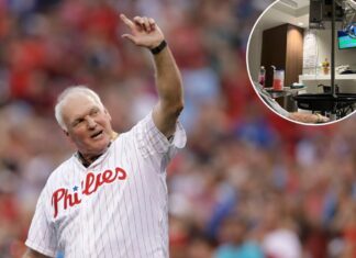 Charlie Manuel cheers on Phillies during recovery after stroke