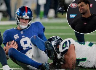Daniel Jones trolled by 49ers’ Arik Armstead after awful performance