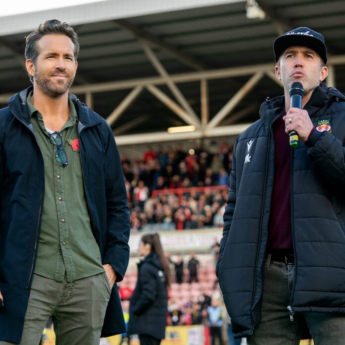 rs_1200x1200-230721093418-1200-Rob_McElhenney_Ryan_Reynolds_Welcome_to_Wrexham-gj.jpg