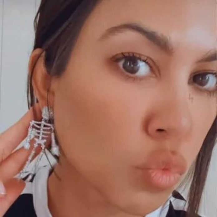 rs_1200x1200-231011112205-Shop_KKB_skeleton_earrings.jpg