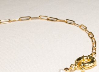 5 Ways to Wear The Mixed Metal Jewelry Trend
