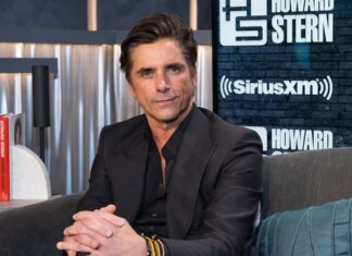John Stamos Details Getting Plastic Surgery After Being Self-Conscious