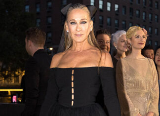 Sarah Jessica Parker Wore Mismatched Heels to NYC Ballet: Photos – Hollywood Life