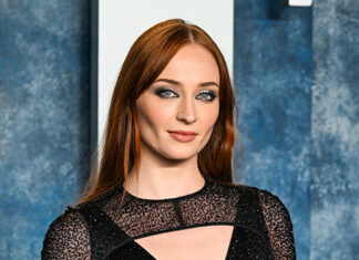 Sophie Turner Smiles Leaving Joe Jonas Divorce Meditation – Hollywood Life