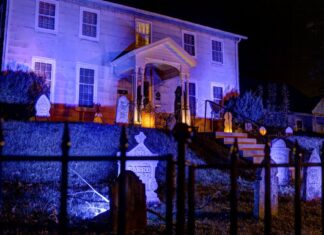 How to create spooky Halloween effects with smart devices