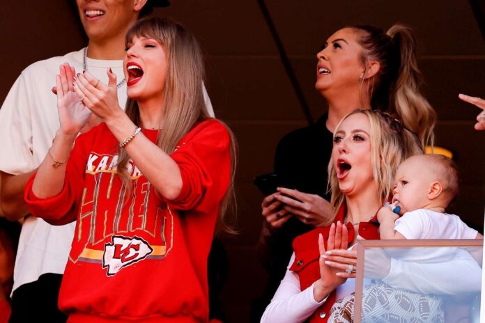 taylor-swift-Brittany-Mahomes-102223-1-c8cb57e4caf041d1b74f214c2ad4af23.jpg